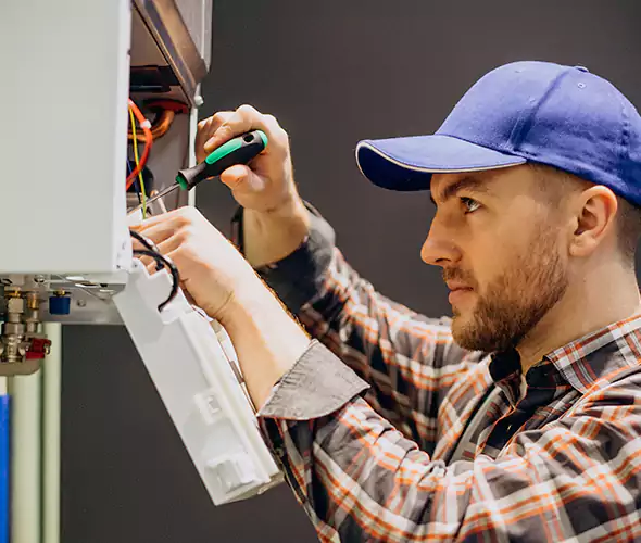 Expert Plumber for Tankless Water Heater Maintenance in Middleton, ID: Schedule Professional Maintenance Services with Us